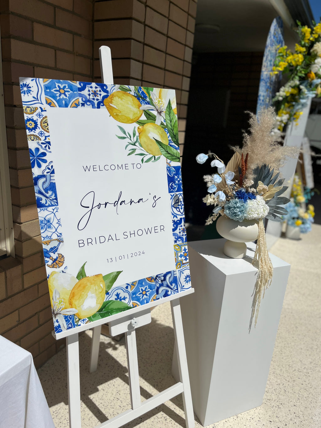 RECTANGLE WELCOME SIGN