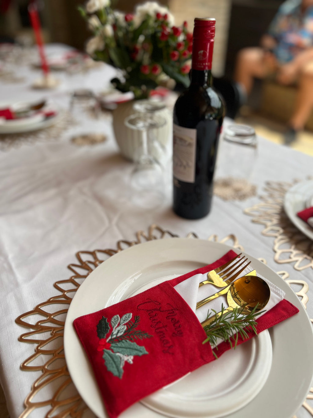 GOLD CUTLERY